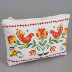 Косметички вишиті